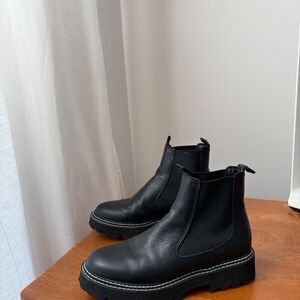 Black leather Chelsea Boot size 7.5 womens